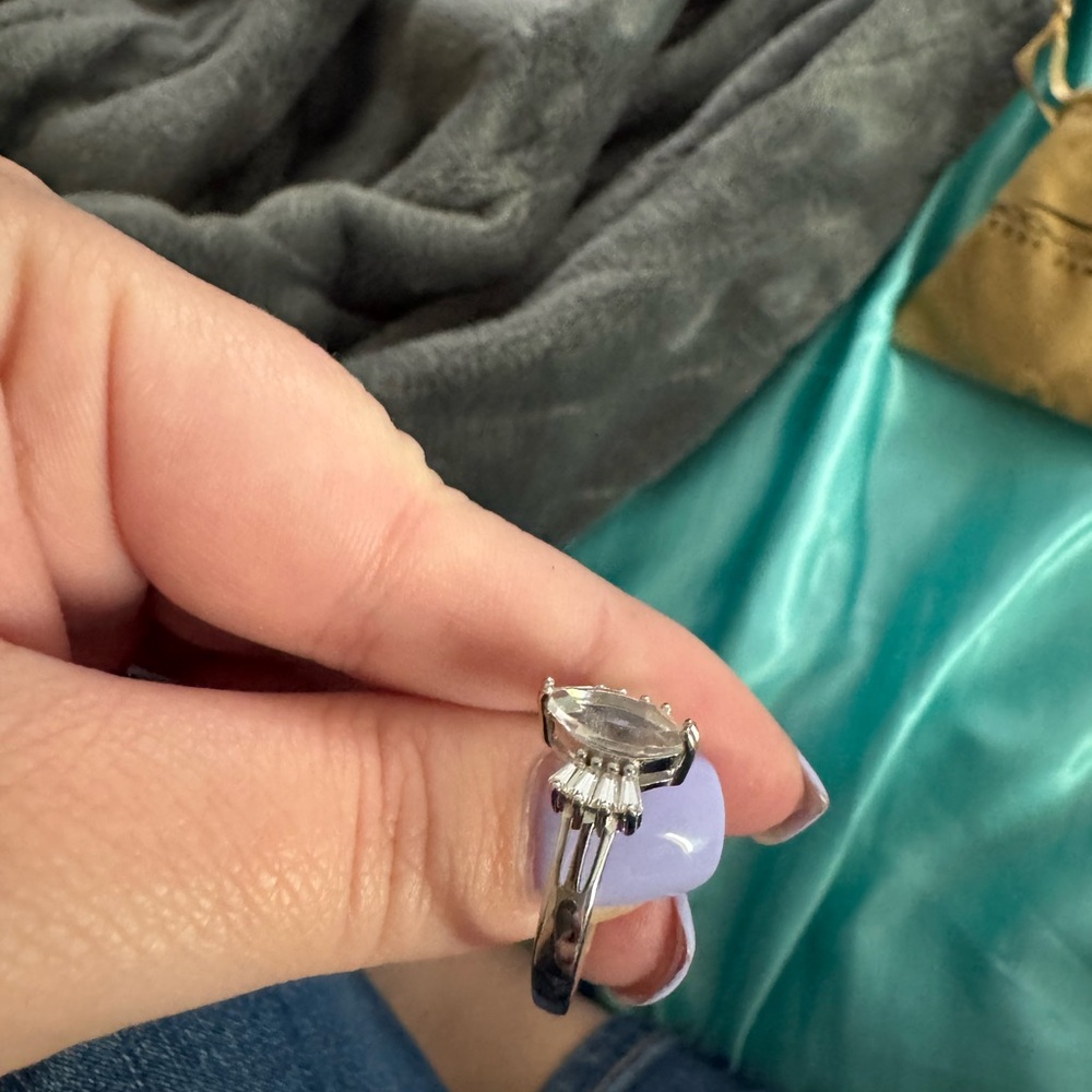 Ring - Picture 5 of 5